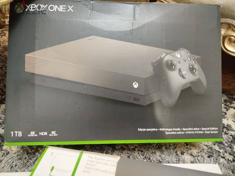 Xbox one X 3