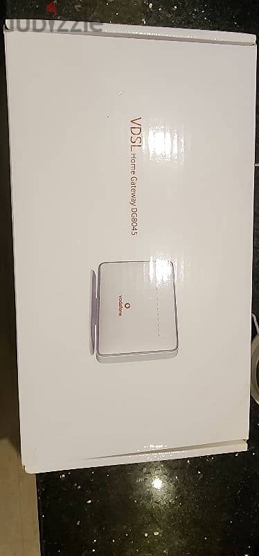 راوتر فودافون بالعلبة و الوصلات router Vodafone model echolife DG8045