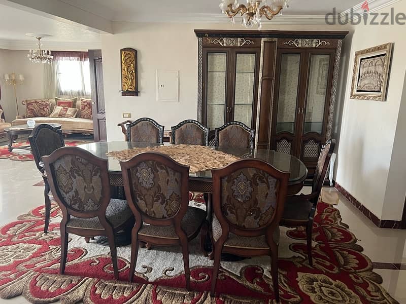 dining room imported - الكراسى من محلات high point 0