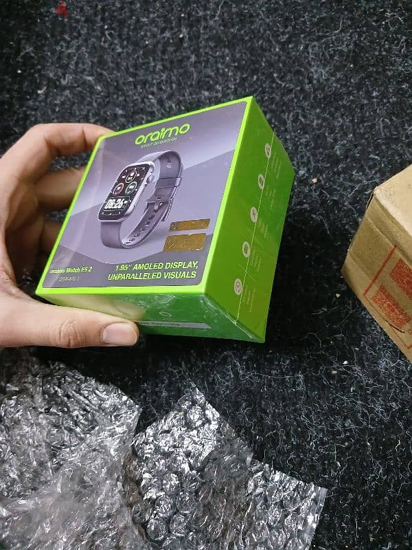 الموديل الجديد من ساعات أورايمو  oraimo smart watch Es2 1