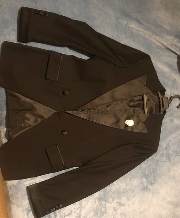 suit tuxedo 1