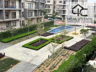 Apartment one bedrooms with garden 70 m fully finished view on landscape with down payment and installments till 6 years for sale in Fifth Square