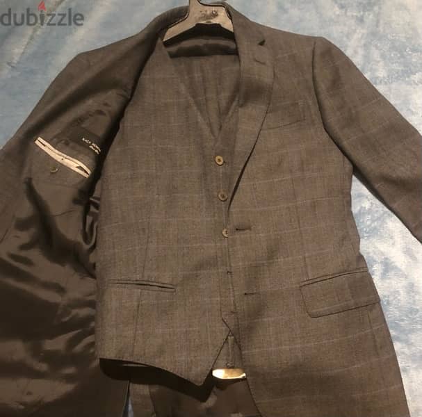 naga homme suit 1