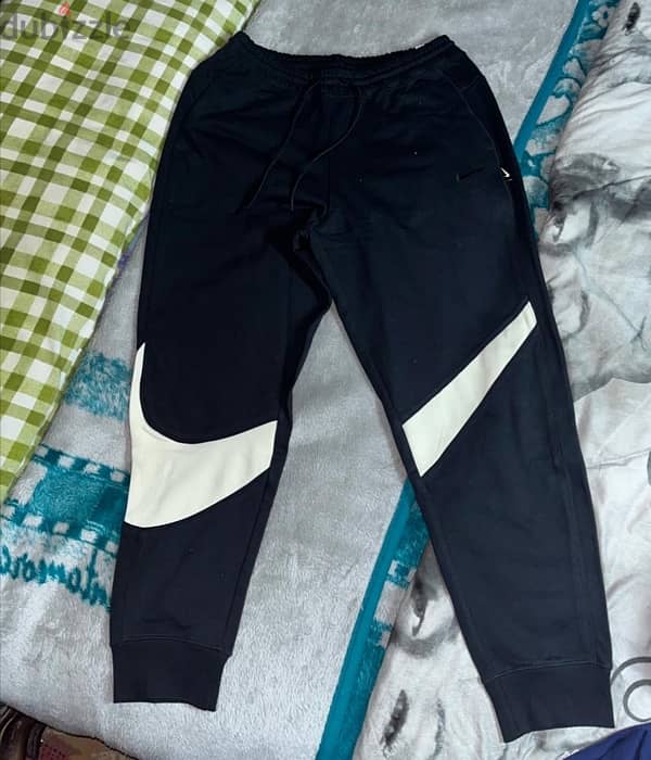 nike swoosh fleece pants 3