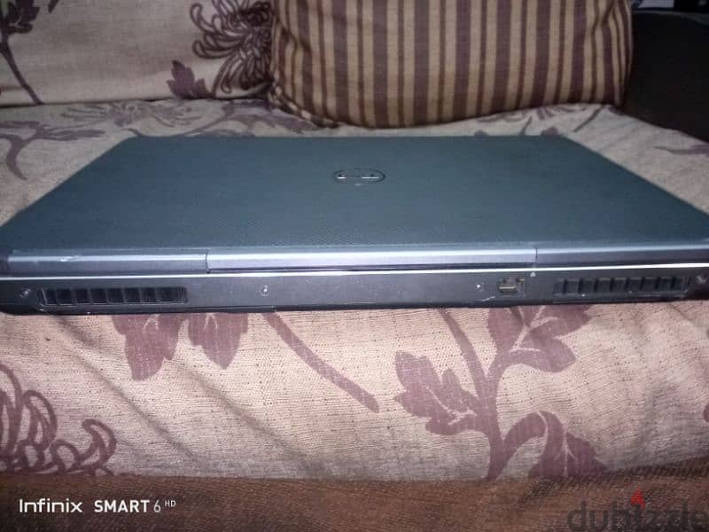 dell precision 7720.   حاله ممتازه موديل 2023 7