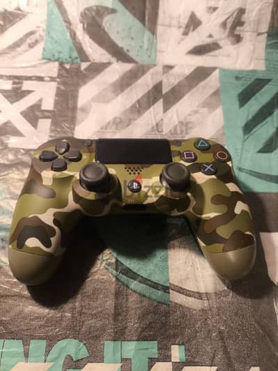 PS4 controller Camo (original) / دراع بلايستيشن ٤