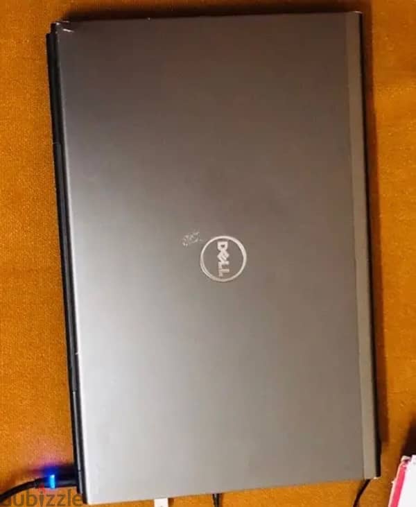 Dell precision m6800 Model: 1