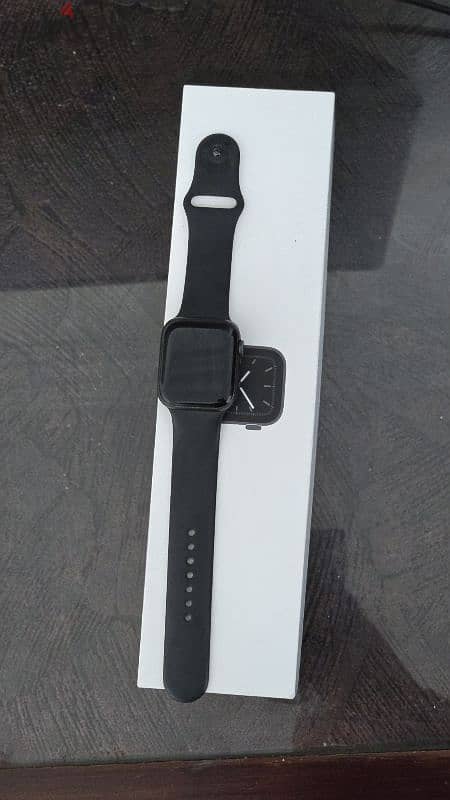 apple watch series 5 mint condition 44mm 0