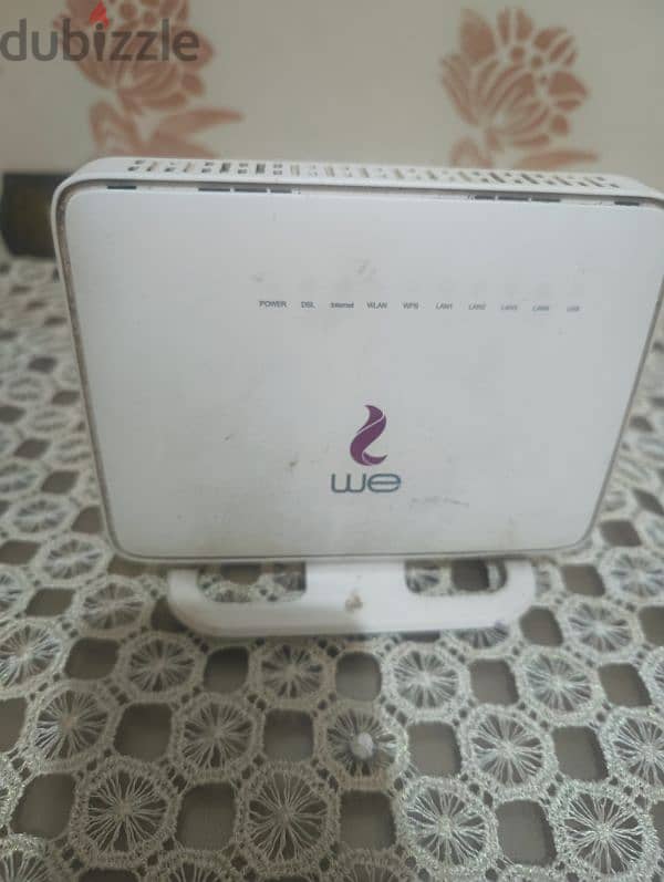 راوتر وى vdsl  بحالة ممتازة بيشغل سرعات عالية 0