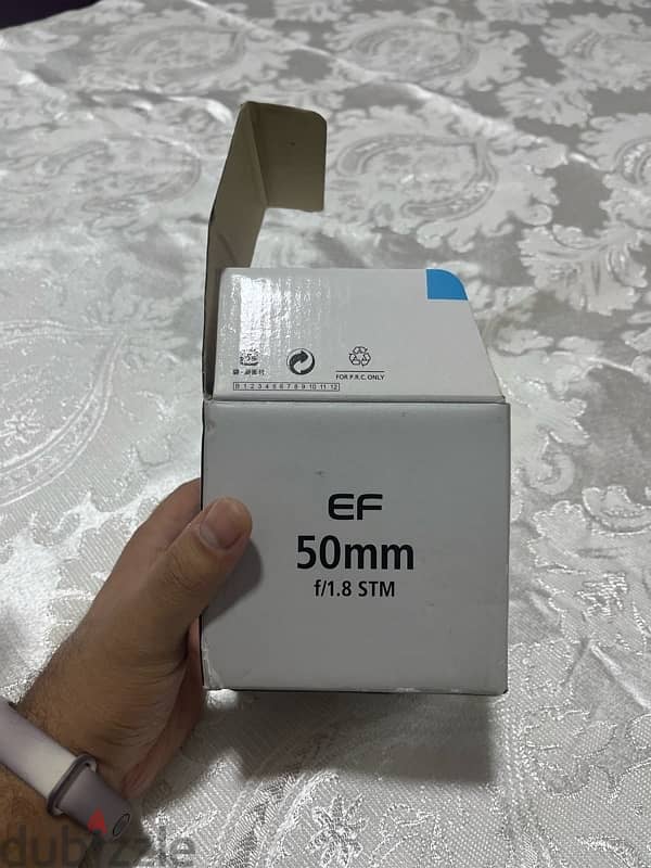 عدسة كانون EF 50mm f/1.8 STM بحالة  جديده 5