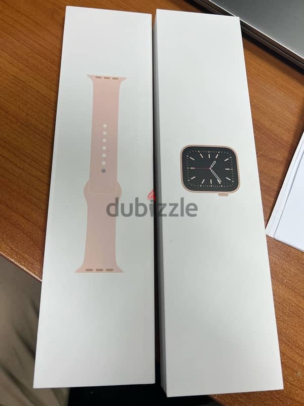 Apple Watch Series 6 greate condition (rose gold) 2