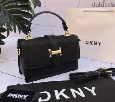 شنطة Dkny