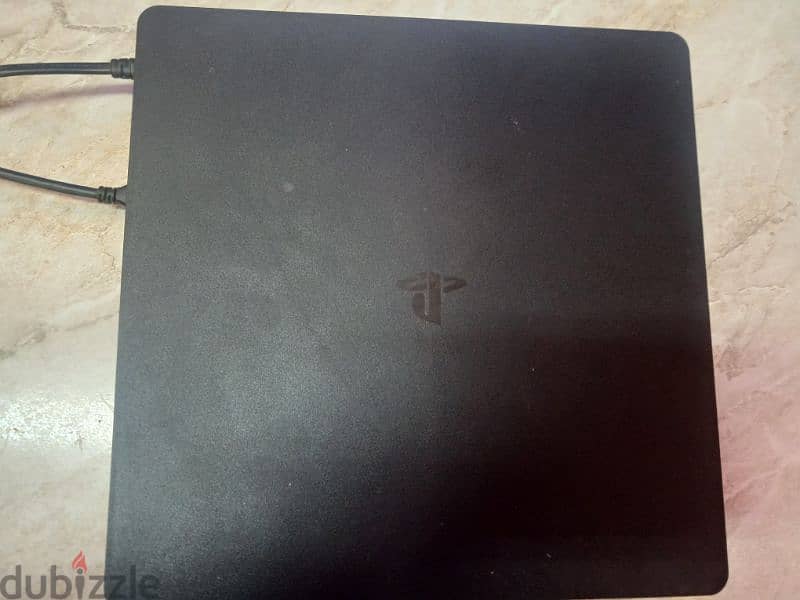 used Ps4 slim 500GB 1