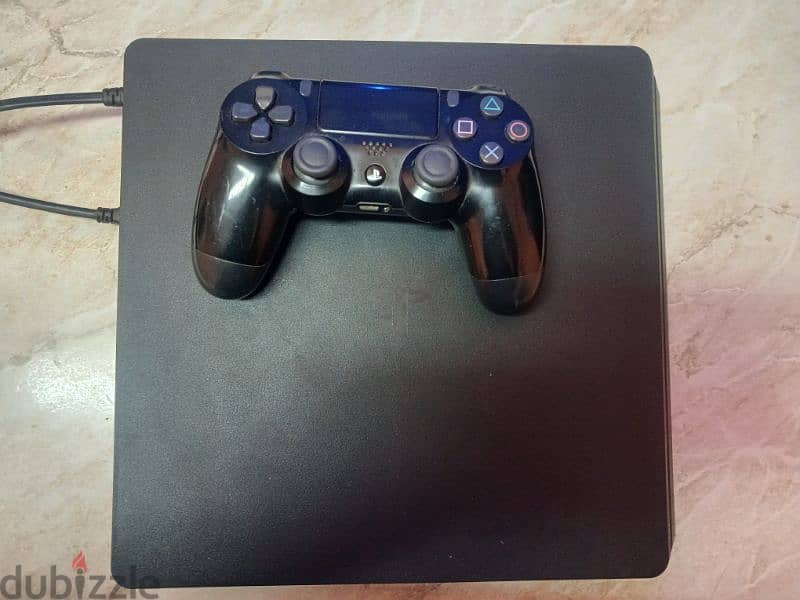 used Ps4 slim 500GB 2