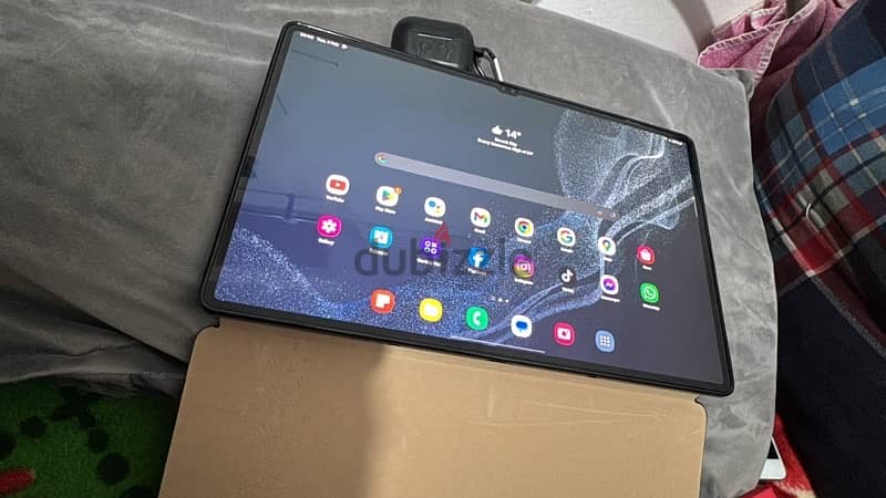 samsung s8 ultra tablet 5g like new used one week 2