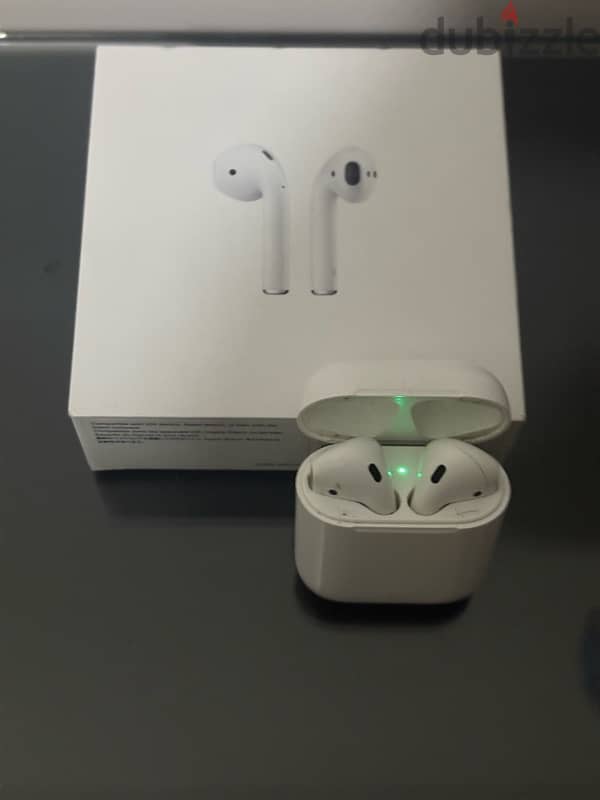 Iphone 11 - 128GB + Airpods 2nd Gen 1