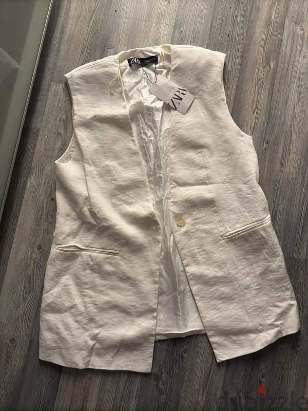 Zara vest 0