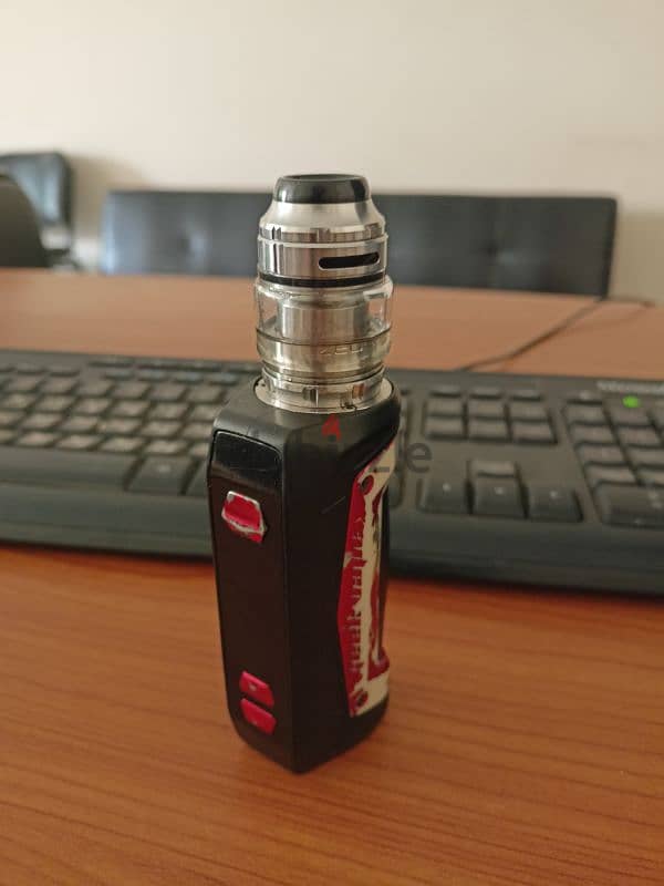 geek vape aegis 2