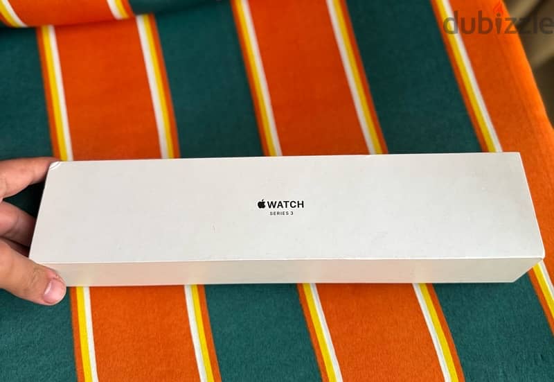 Apple Watch series 3 42mm like new battery 99% 13