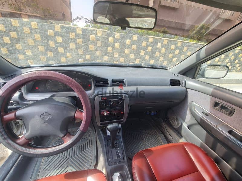 Nissan Sunny 2000 Automatic 0