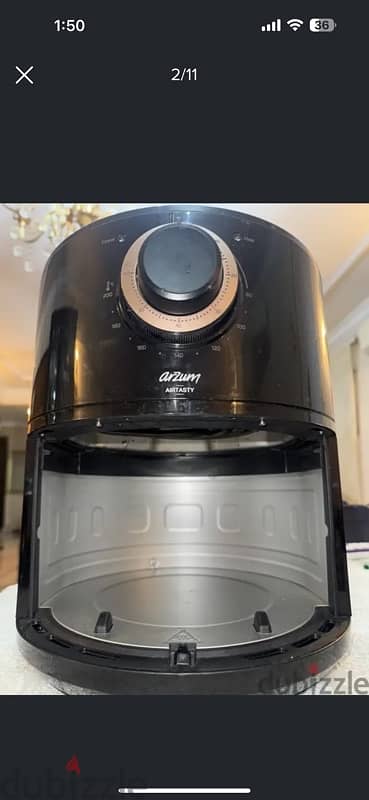 Arzum Air Fryer 4L black and gold colored 1