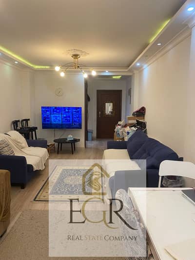 Ground floor apartment with garden for sale in Rehab City next to Mall 2