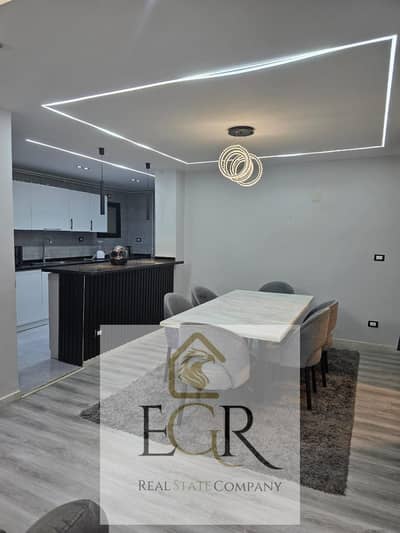 Apartment for hotel rent in Al-Rehab City, special finishes, on the largest garden, 3 bedrooms