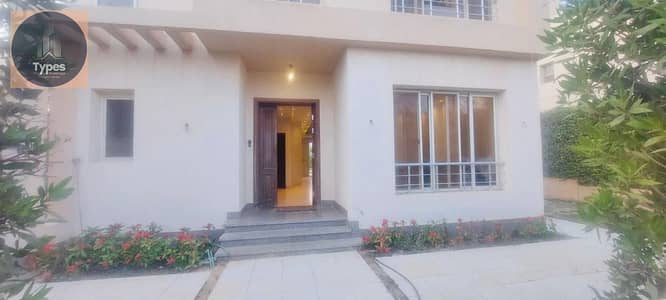 For sale, a detached villa in Grand Heights Compound, ultra super finishing and central air conditioning