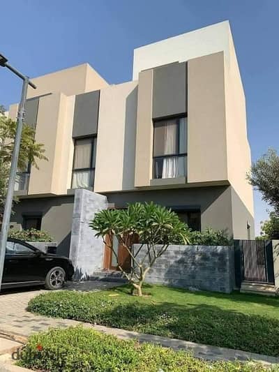 Town House 160m for rent in Compound Al Burouj