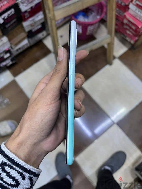 Oppo A31 3