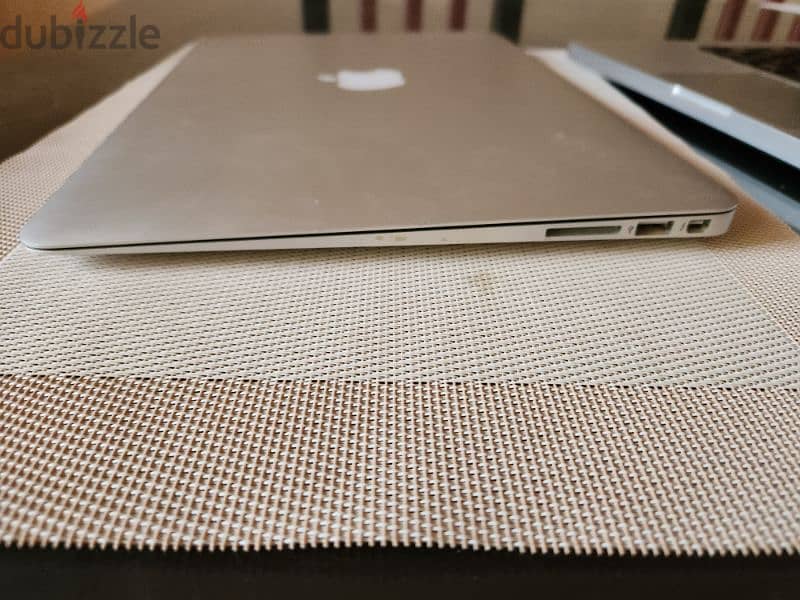 MacBook Air (13", Mid 2013 2