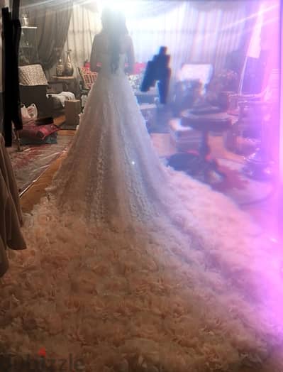 wedding dress