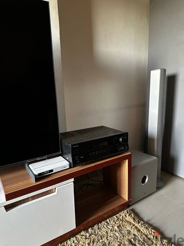 jamo home theatre with Onkyo amplifier 7.2 3