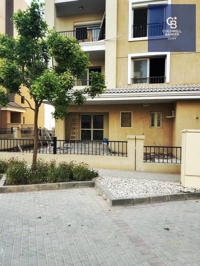 Directly from the owner, resale apartment in Sarai Compound, apartment with an open landscape, built area: 182 m2, first floor, 3 master bedrooms, 4 b