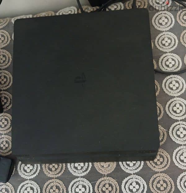 Playstation 4 slim 1 tera 0