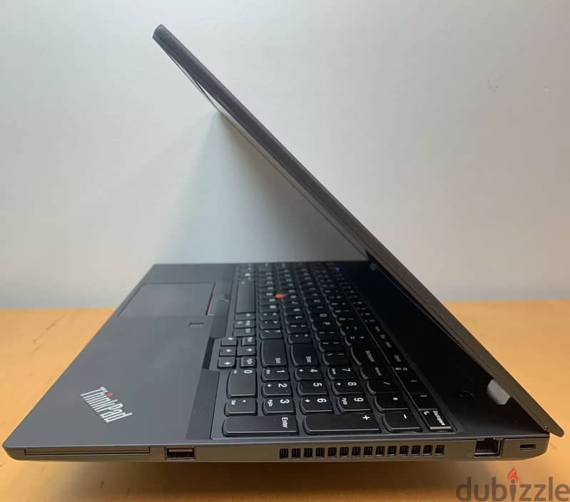 Lenovo Thinkpa p53s   كارت شاشه خارجي تاتش اسكرين 2