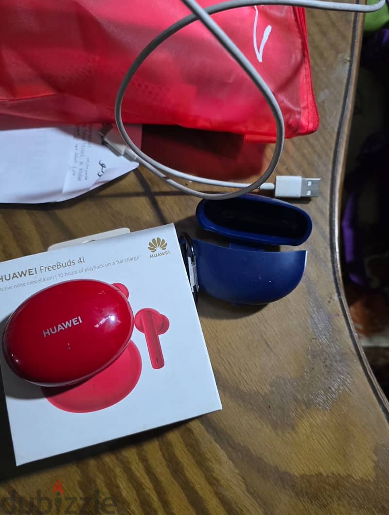 Huawei freebuds 4i متوفر بكل مشتملاته و بحاله ممتازه 1