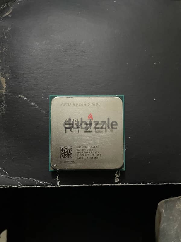 معالج ryzen 1600 af بالمروحة حالة جيدة 3