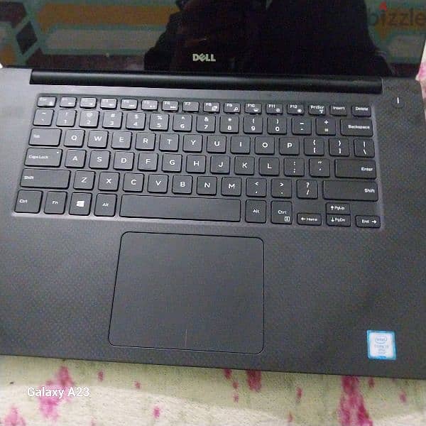 Dell precision 5520 1