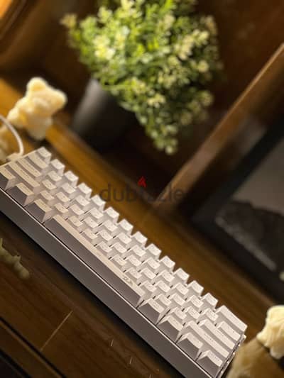 كيبورد redragon k630 white keyboard