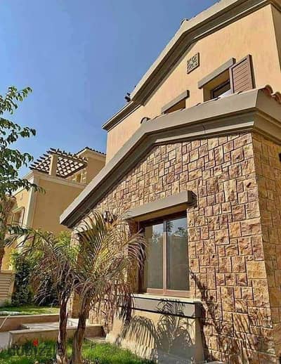 With 0% down payment and installments over 10 years townhouse Corner for sale in Telal East, Fifth Settlement, minutes from the AUC