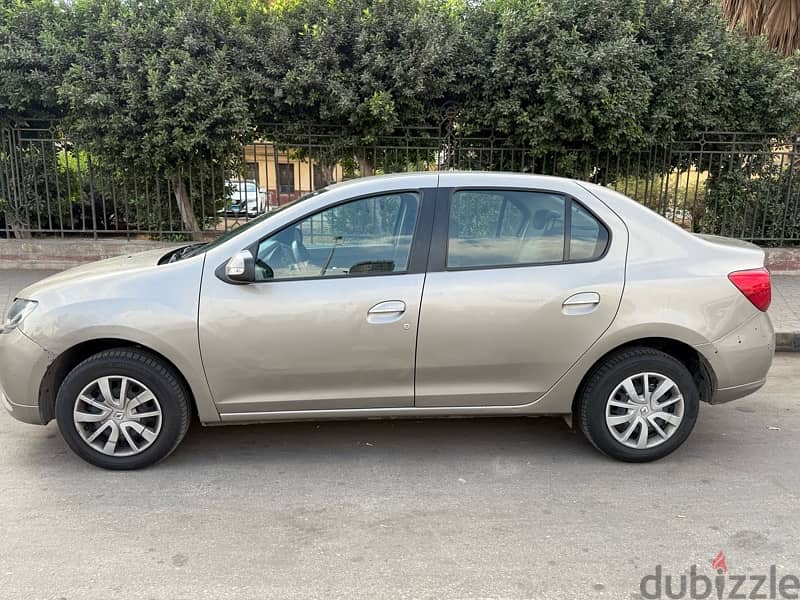 Renault Logan 2015 highline 0