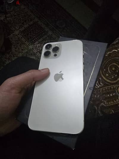 iPhone 12 Pro Max للبيع - 128 جيجابايت