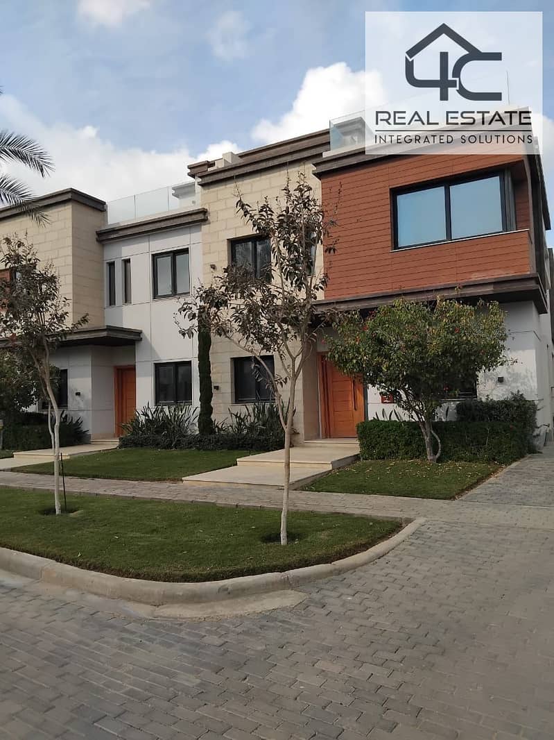 Townhouse Corner 176 m in Azzar2 with the lowest down payment in the market Prime Location View Landscape 0