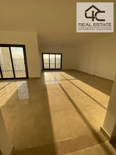 A fully finished apartment ( Sky loft ) in prime location and view on landscape and clubhouse with down payment and installments in Fifth square