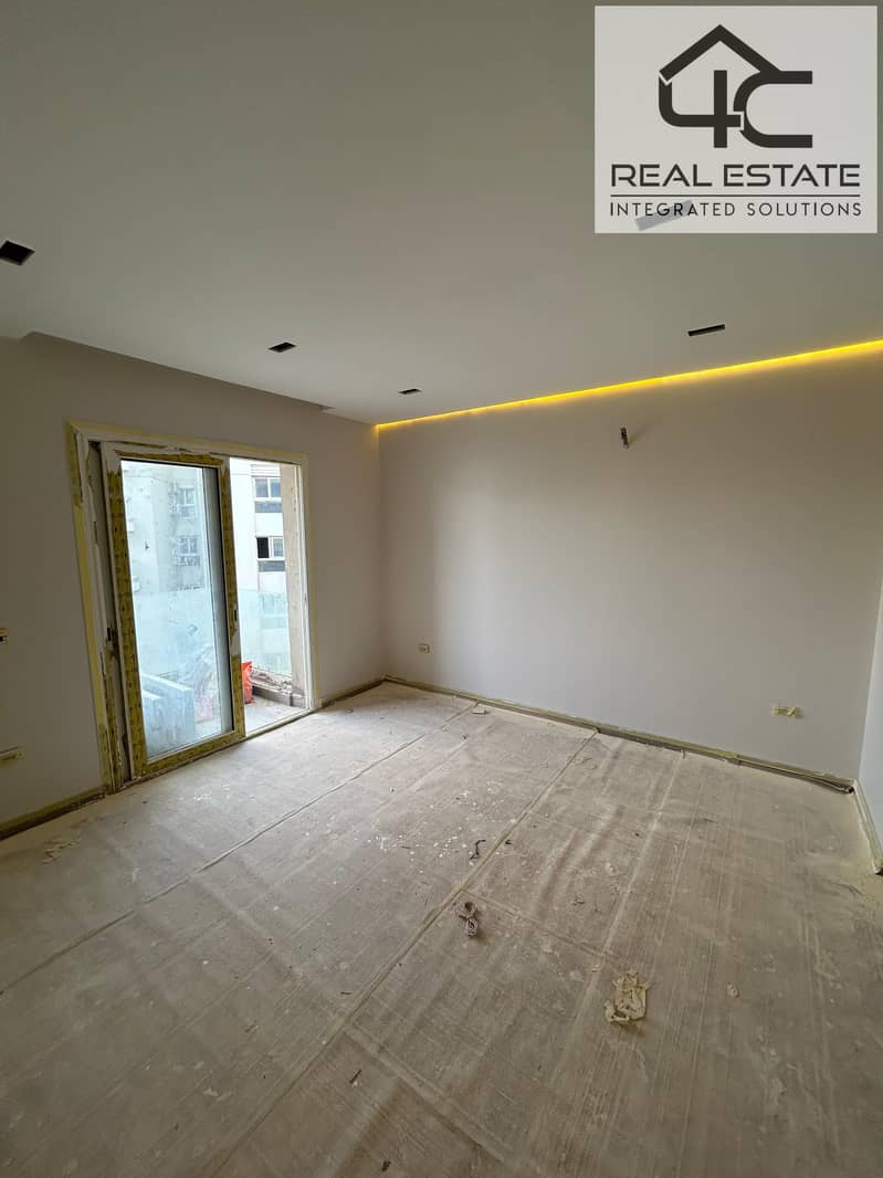 A fully finished apartment 170 m 3 bedrooms ready to move Prime location view central park for sale in Mountain view icity new Cairo 0