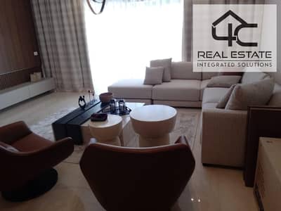 For sale, a fully finished and furnished apartment with appliances and air conditioners, 168 m, with two rooms, in Lake View