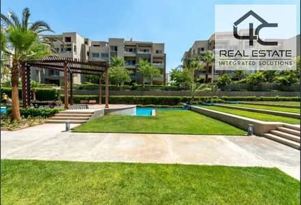 Apartment fully finished for sale in swan lake residences Prime location on looking Central Park - 224 m 3 bedrooms with down payment and installments