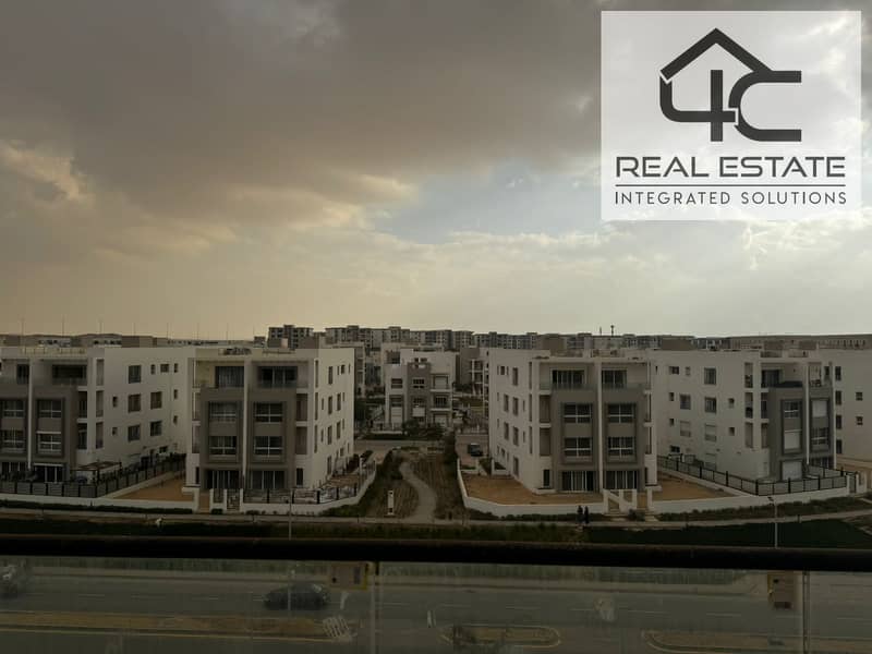 Duplex 216m Ready to move on Phase Villas Open View For The Price Of A 3 Bedrooms Apartment In Hyde Park Fifth Settlement 0