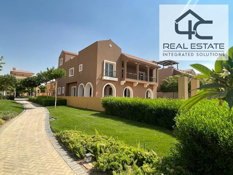 The Lowest Price Of Villa Standalone Classic For Sale In Hyde Park 363m prime location View Landscape New Cairo 0